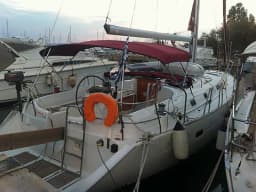 Oceanis 411 in Athens / Alimos Marina thumbnail 5