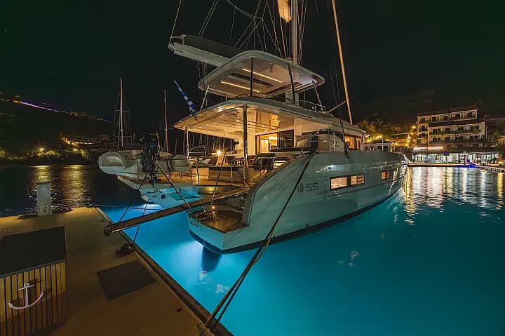 Lagoon 55 in Lefkada / Port of Lefkas - Photo 5