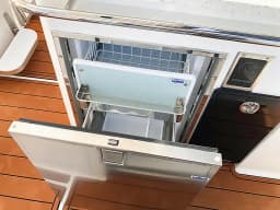 Aquila 32 Sport in Corsica / Ajaccio / Port Tino Rossi thumbnail 5