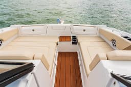 Aquila 32 Sport in Corsica / Ajaccio / Port Tino Rossi thumbnail 6