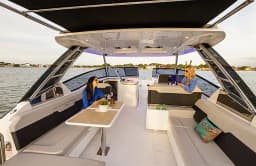 Aquila 32 Sport in Corsica / Ajaccio / Port Tino Rossi thumbnail 9