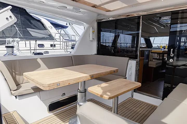 Moody 54 in Mallorca / Can Pastilla / Club Maritimo San Antonio De La Playa - Photo 5