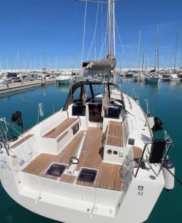 Dufour 32 in Sicily / Capo d'Orlando Marina thumbnail 11