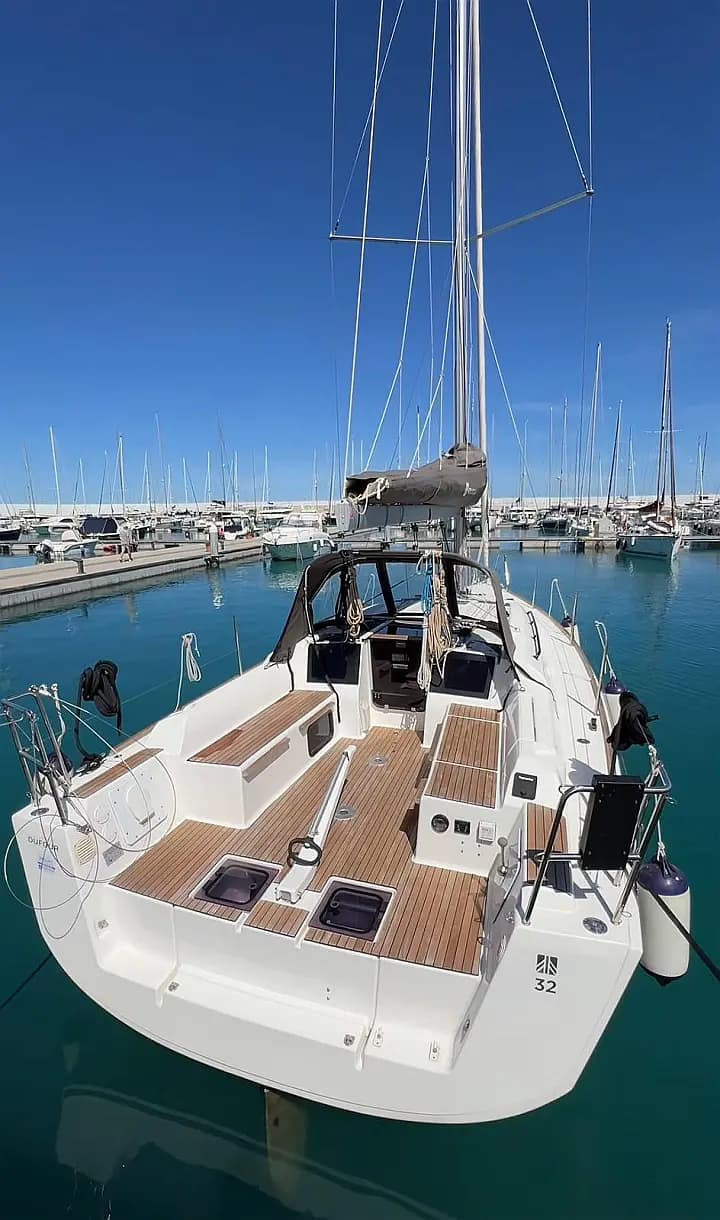 Dufour 32 in Sicily / Capo d'Orlando Marina - Photo 4