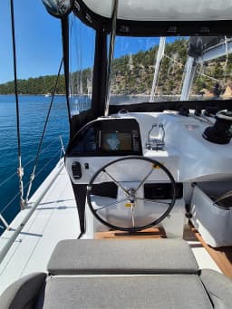 Lagoon 43 in Seget Donji / Marina Baotić thumbnail 12