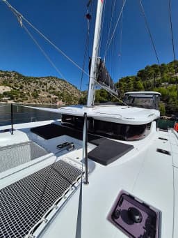 Lagoon 43 in Seget Donji / Marina Baotić thumbnail 15