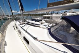 Cyclades 50.5 in Sukošan / D-Marin Dalmacija Marina thumbnail 15