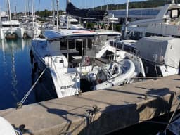 Lagoon 450 in Sukošan / D-Marin Dalmacija Marina thumbnail 14