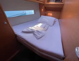 Dufour 470 in Rhodes New Marina thumbnail 9