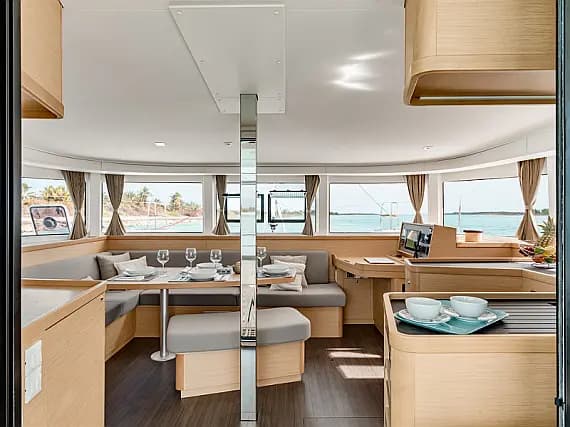 Lagoon 42 in Athens / Alimos Marina - Photo 3