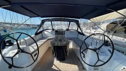 Oceanis 40.1 in Castiglioncello / Marina Cala de' Medici thumbnail 11