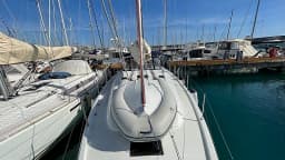 Oceanis 40.1 in Castiglioncello / Marina Cala de' Medici thumbnail 12