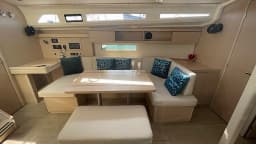 Oceanis 40.1 in Castiglioncello / Marina Cala de' Medici thumbnail 16