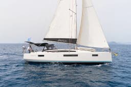 Sun Odyssey 410 in Corfu / Gouvia / D-Marin Marina Gouvia thumbnail 14
