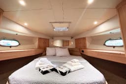 Princess 470 in Piraeus / Marina Zeas thumbnail 3