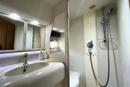 Princess 470 in Piraeus / Marina Zeas thumbnail 4