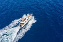 Princess 470 in Piraeus / Marina Zeas thumbnail 6