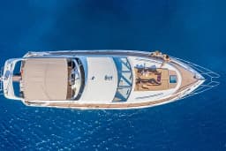 Princess 470 in Piraeus / Marina Zeas thumbnail 9