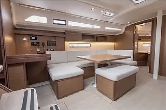 Oceanis 40.1 in Marmaris / Netsel Marmaris Marina - Photo 3
