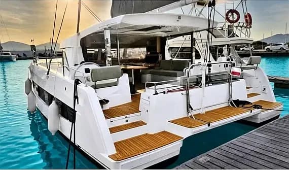 Bali Catsmart in Sardinia / Olbia / Marina di Olbia - Photo 1