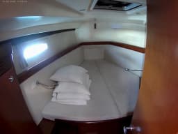 Oceanis 46 in Sardinia / Portisco / Cala dei Sardi thumbnail 10