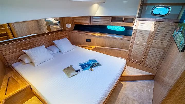 Motoryacht in Dubrovnik / ACI Marina Dubrovnik - Photo 4