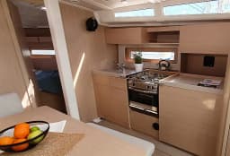 Oceanis 37.1 in Split / ACI Marina Split thumbnail 16