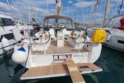 Oceanis 37.1 in Split / ACI Marina Split thumbnail 9