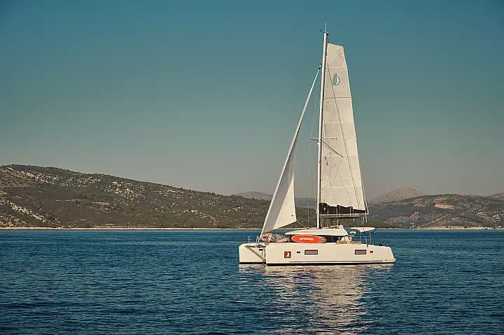 Lagoon 42 in Trogir / SCT Marina Trogir - Photo 4