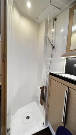 Hanse 460 in Göcek Mucev Marina thumbnail 25