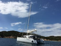 Lagoon 450 in Rome / Marina di Nettuno thumbnail 21