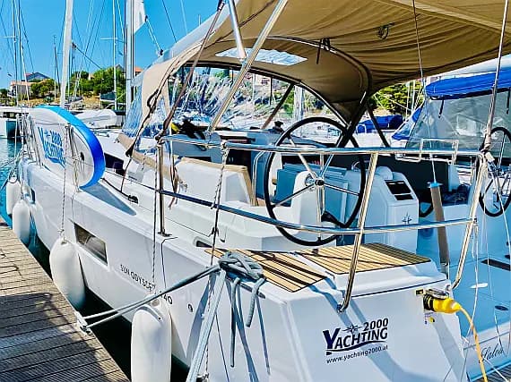Sun Odyssey 440 in Šibenik / D-Marin Marina Mandalina - Photo 1