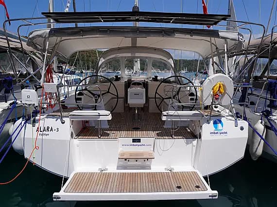 Bavaria C42 in Fethiye / Marina Imbat - Photo 1
