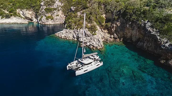 Lagoon 43 in Lefkada / Port of Lefkas - Photo 5