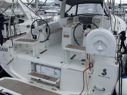 Oceanis 38.1 in Sardinia / Cannigione thumbnail 6