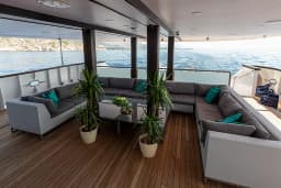 Luxury Motor Yacht in Split thumbnail 13