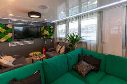 Luxury Motor Yacht in Split thumbnail 15