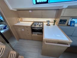 Bavaria C38 in Zadar / Marina Zadar thumbnail 17