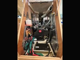Bavaria C38 in Zadar / Marina Zadar thumbnail 22