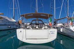 Sun Odyssey 349 in Sicily / Capo d'Orlando Marina thumbnail 7