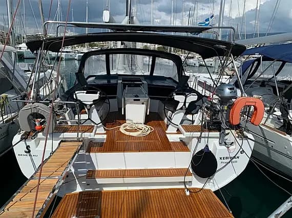 Oceanis 46.1 in Athens / Alimos Marina - Photo 2