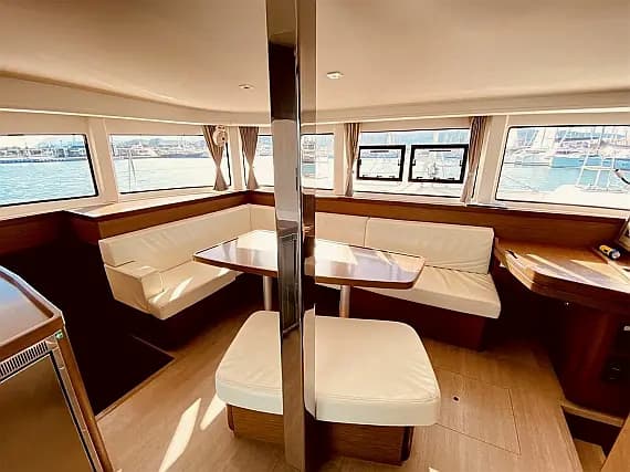 Lagoon 42 in Lavrion / Olympic Marina - Photo 3