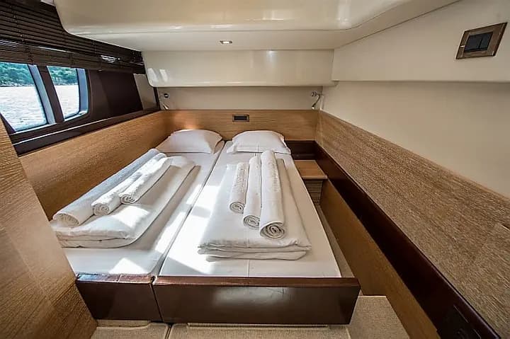Azimut 47 in Šibenik / D-Marin Marina Mandalina - Photo 4