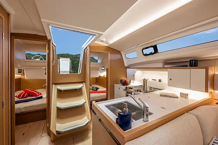 Sun Odyssey 415 in Pula / Tehnomont Marina Veruda - Photo 5