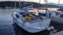 Dufour 430 in Preveza Main Port thumbnail 7