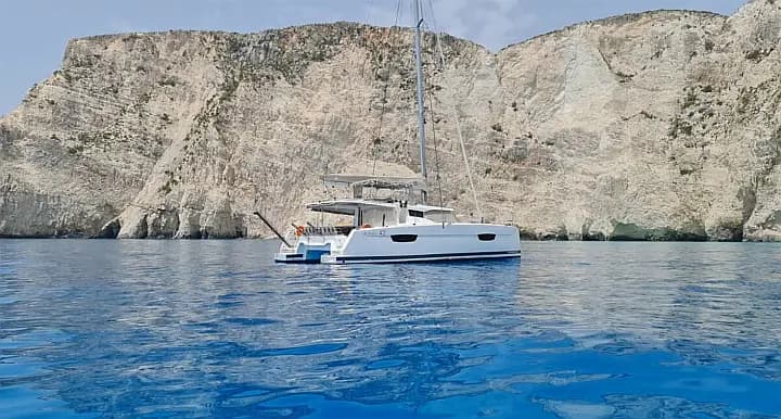 Astréa 42 in Lefkada / Port of Lefkas - Photo 5