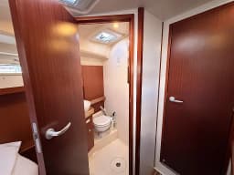Hanse 415 in Fethiye / Yes Marina thumbnail 4