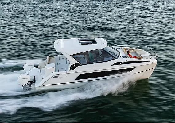 Aquila 36 Sport in Sardinia / Cannigione - image 1