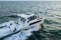 Aquila 36 Sport in Sardinia / Cannigione thumbnail 14