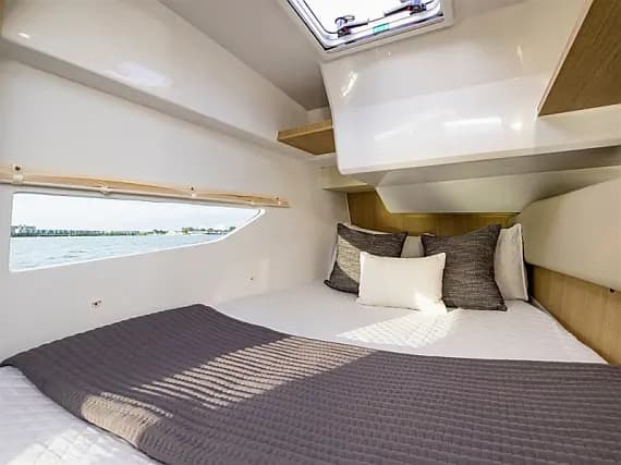 Aquila 36 Sport in Sardinia / Cannigione - Photo 3